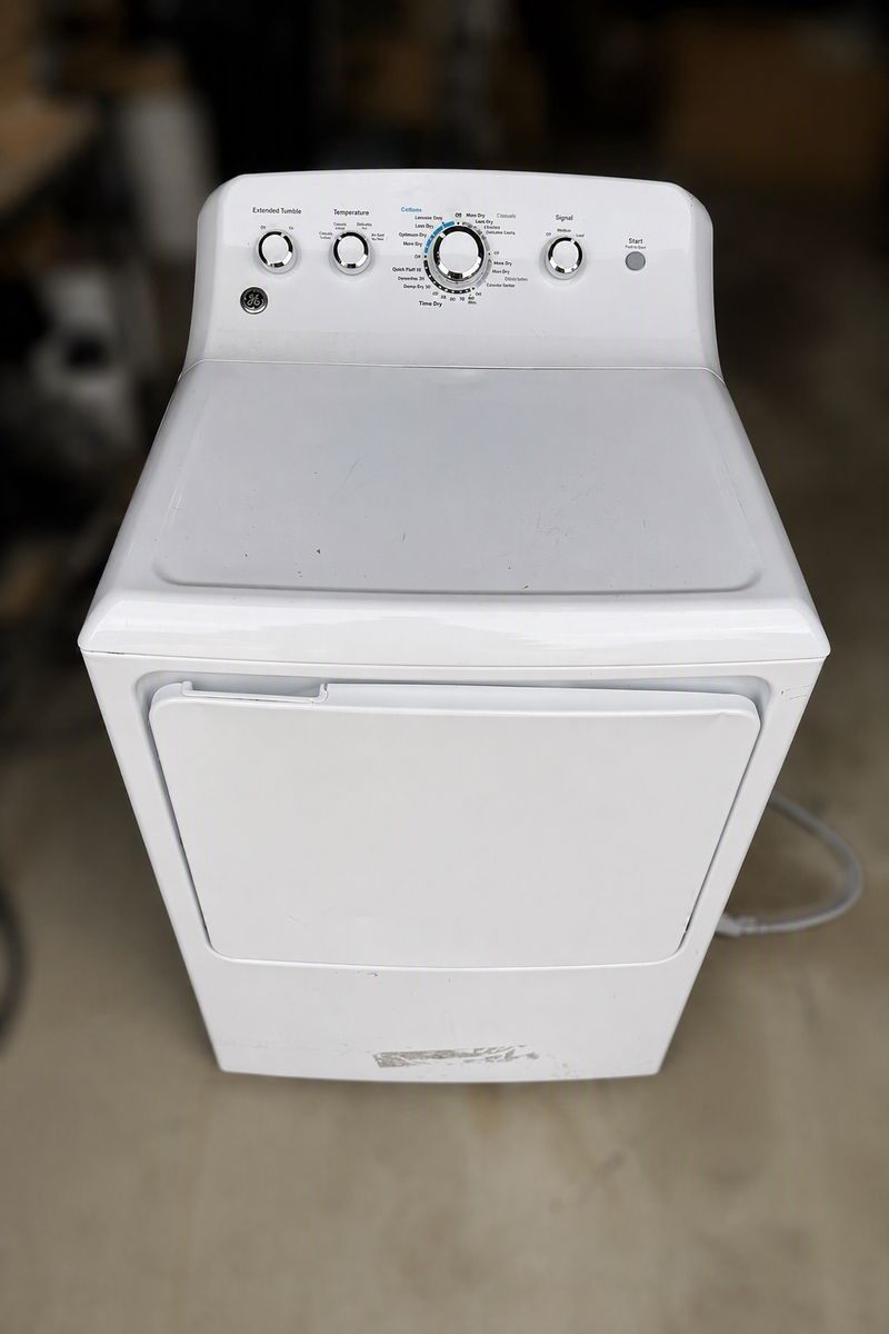 GE Appliances GTD42EASJ2WW Electric Dryer - White, 240V, Extended Tumble