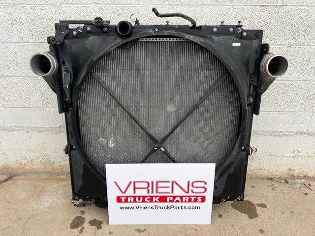 Peterbilt 579 Cooling Assembly