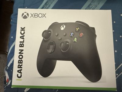 XBOX CARBON BLACK controller