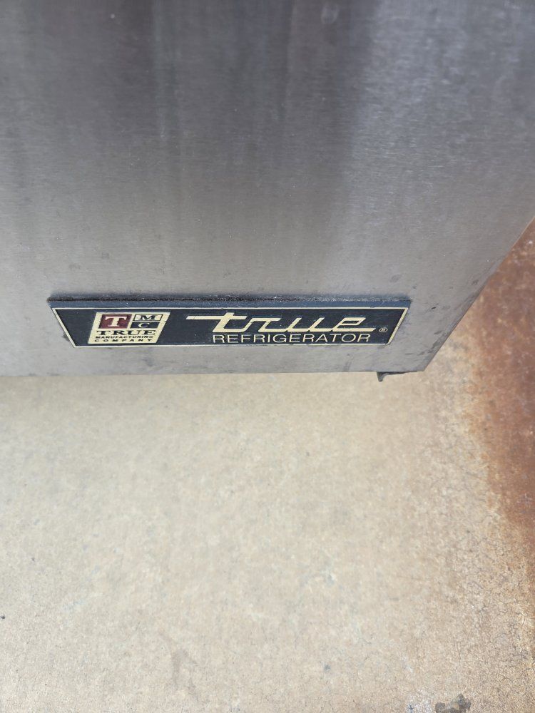 Main image 3