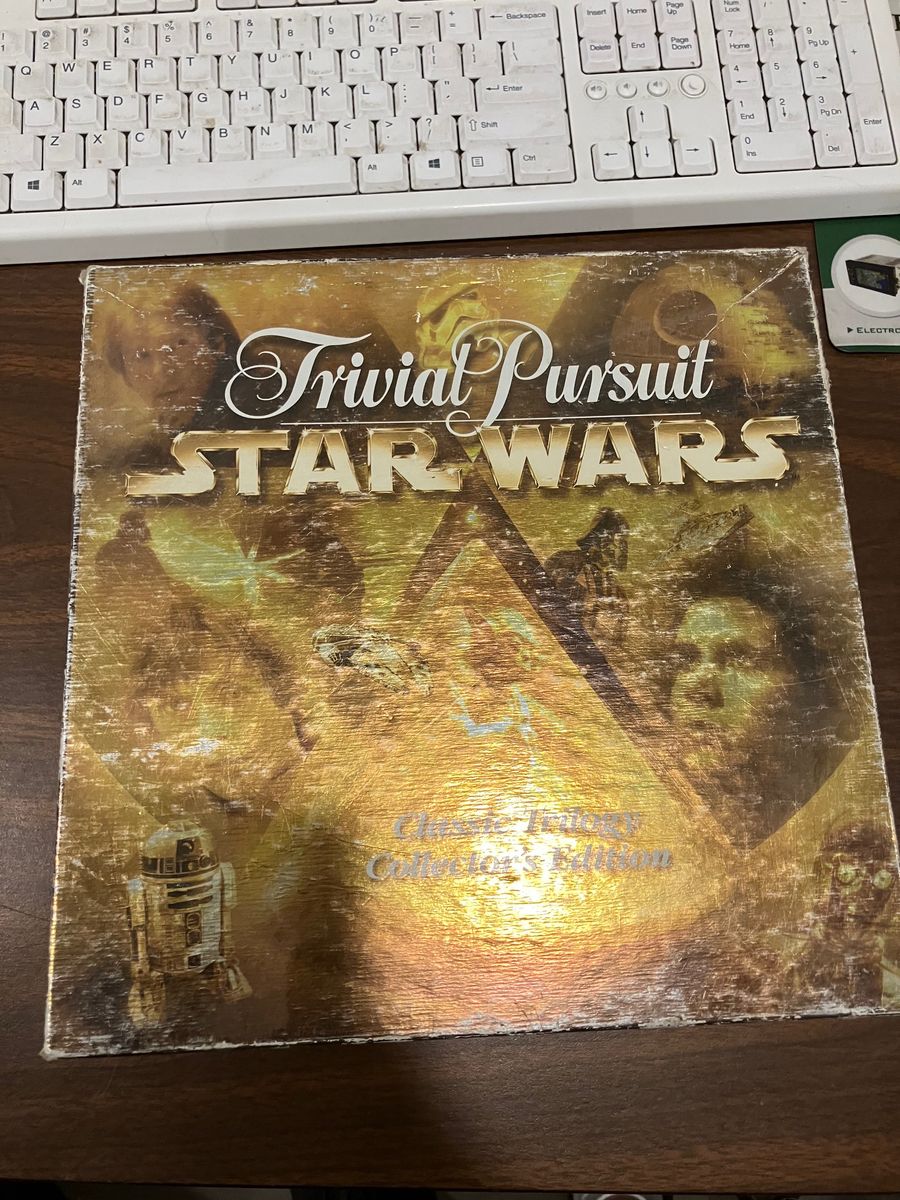 Star Wars Trivial Pursuit Classic Trilogy Board Game