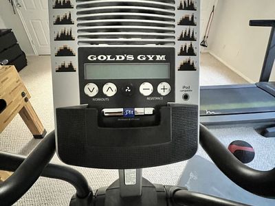 Elliptical OBO Golds Gym stride trainer 410