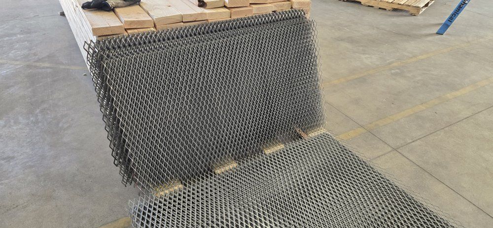 3/4 number 9 mesh drops