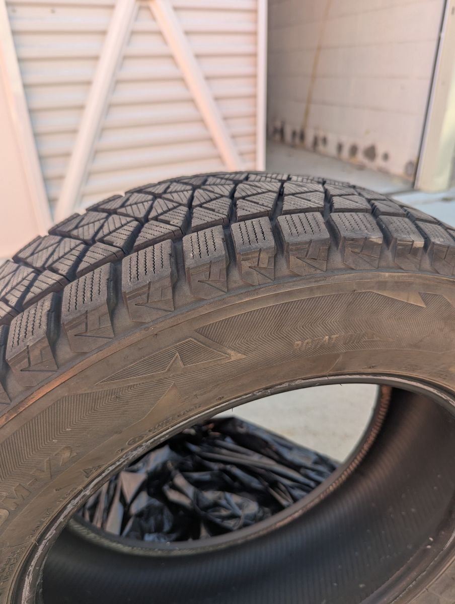 Snow Tires Bridgestone Blizzak