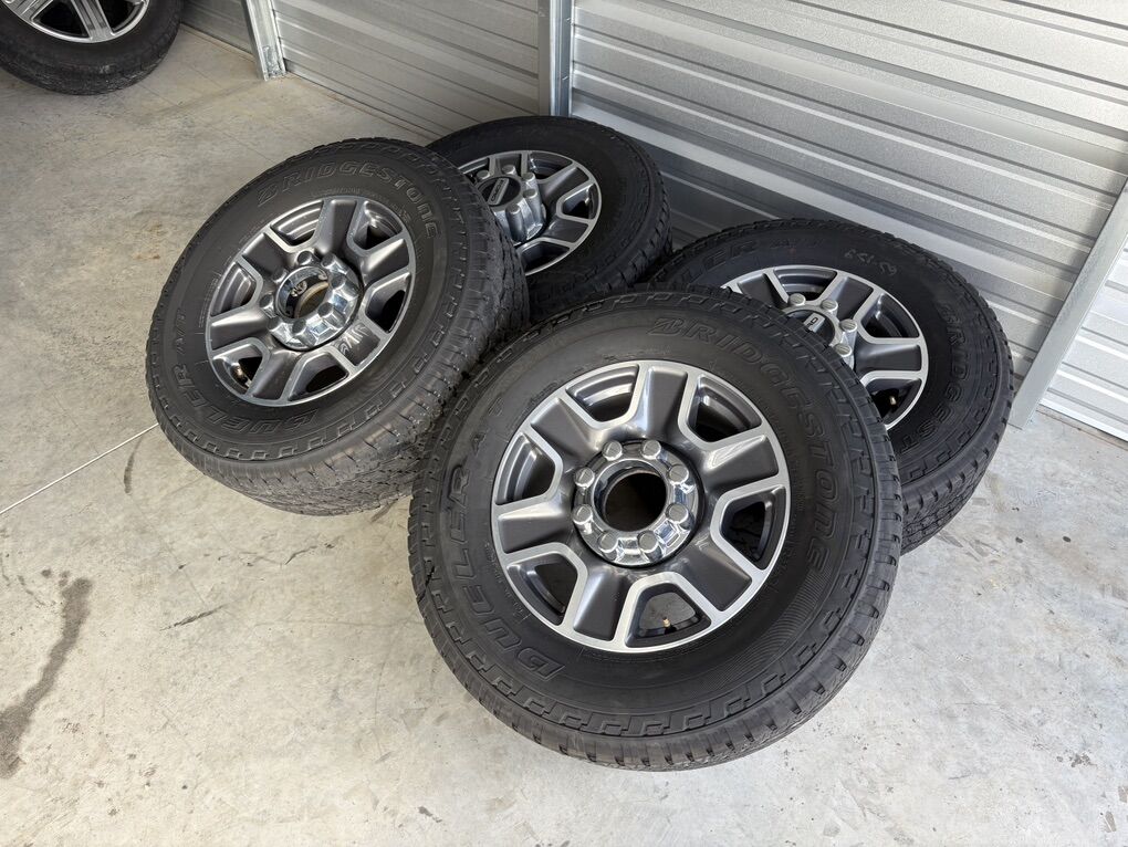 2024 F350 Lariat Stocks