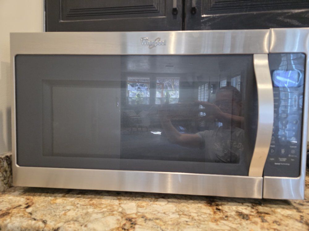 Whirlpool microwave