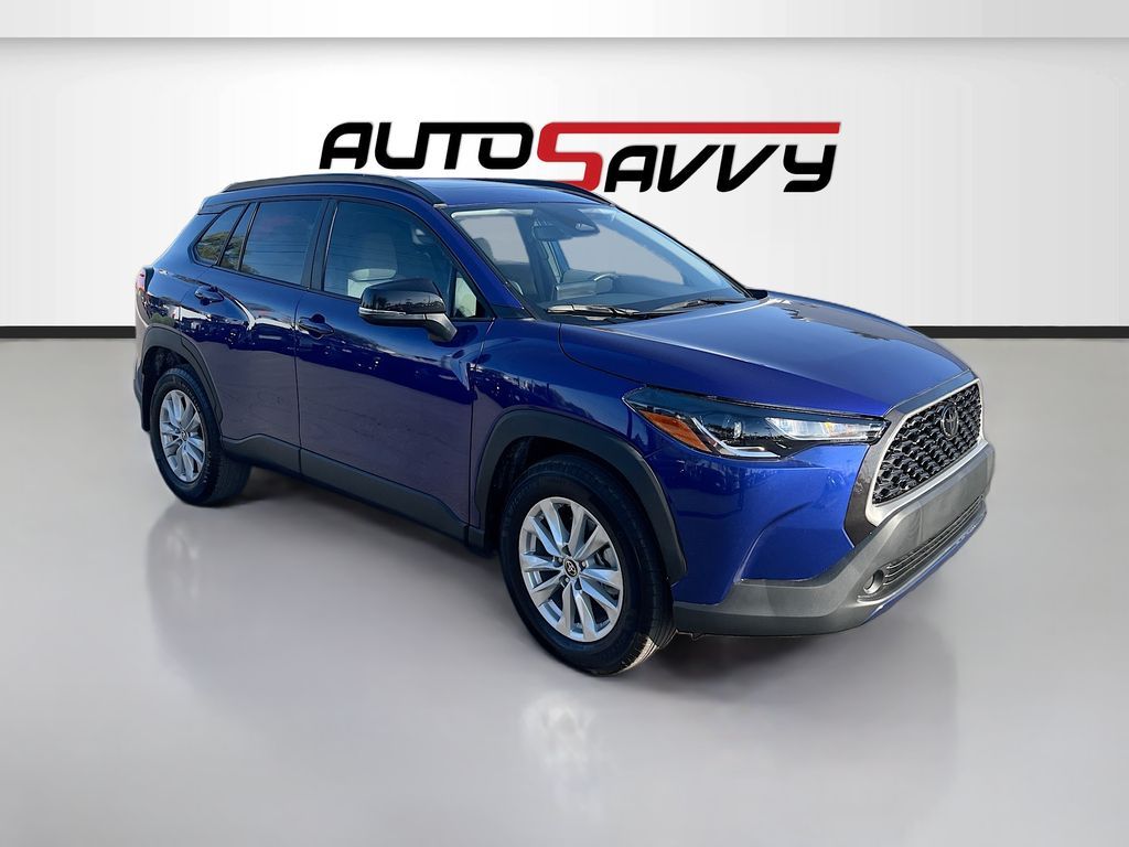 2025 Toyota Corolla Cross LE