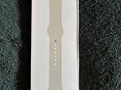 Apple Watchband Starlight Sport Band 40 mm S/M Brand New In Box
