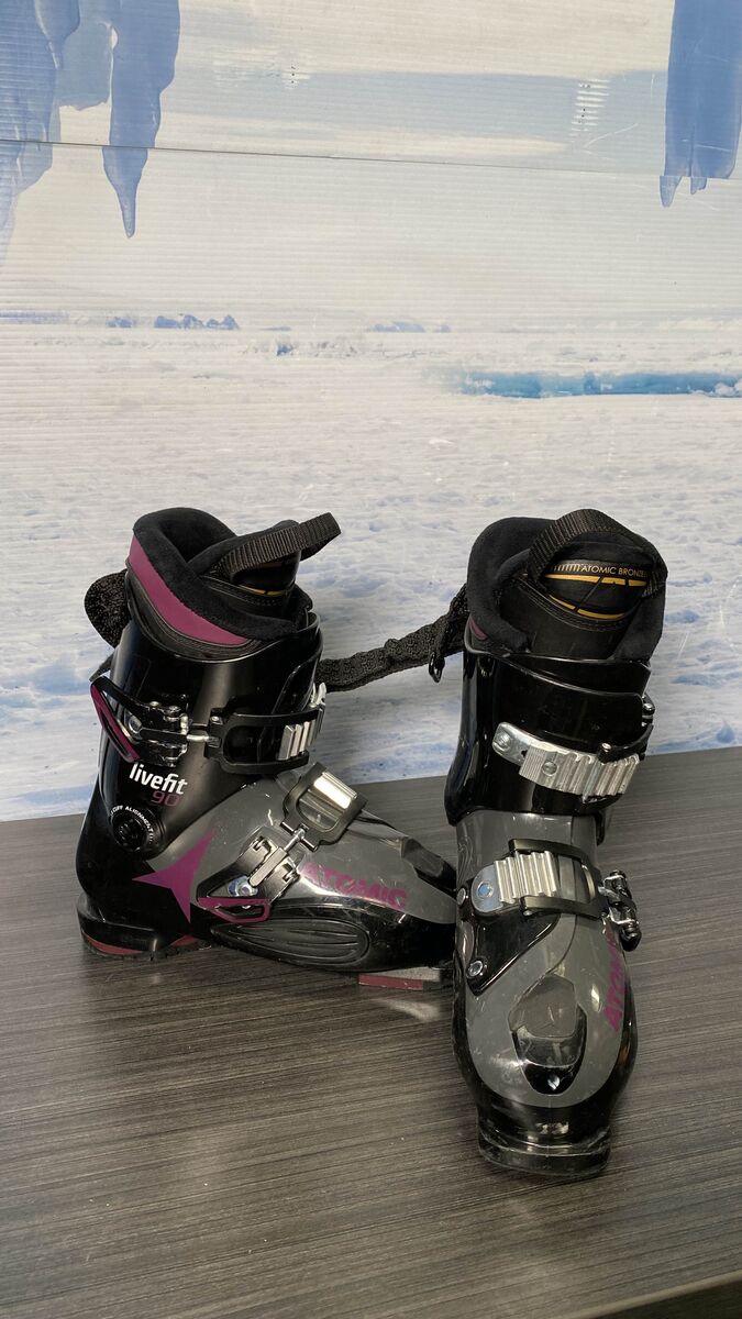 Used Atomic LiveFit 90 Used Ski Boot 24.5MP