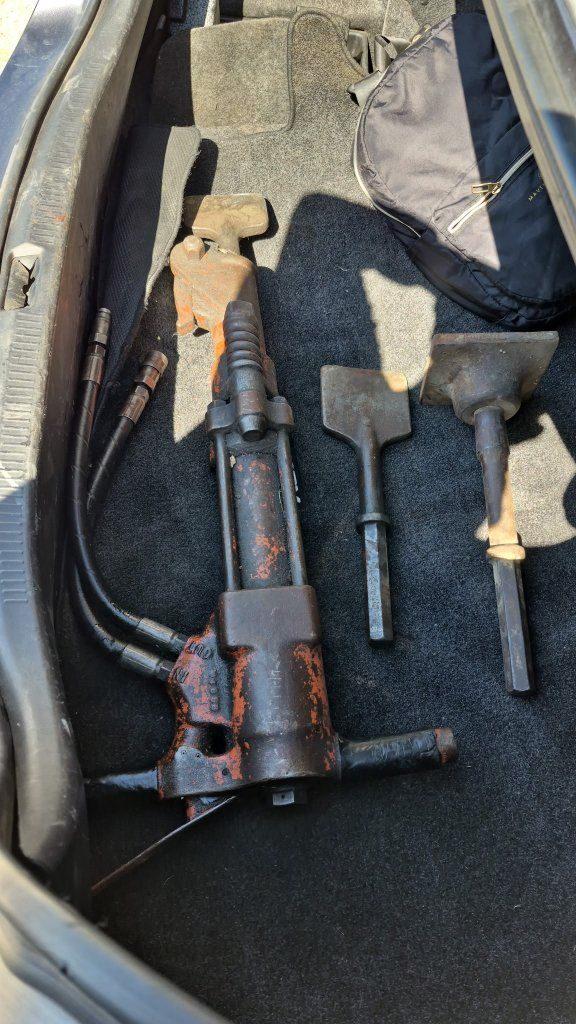 Big industrial Hamer and more