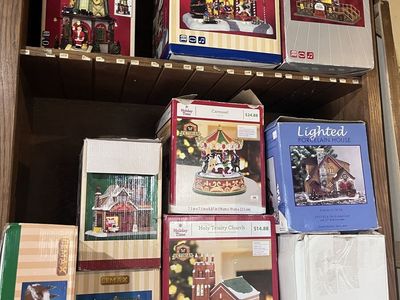 Christmas village set w/ extras