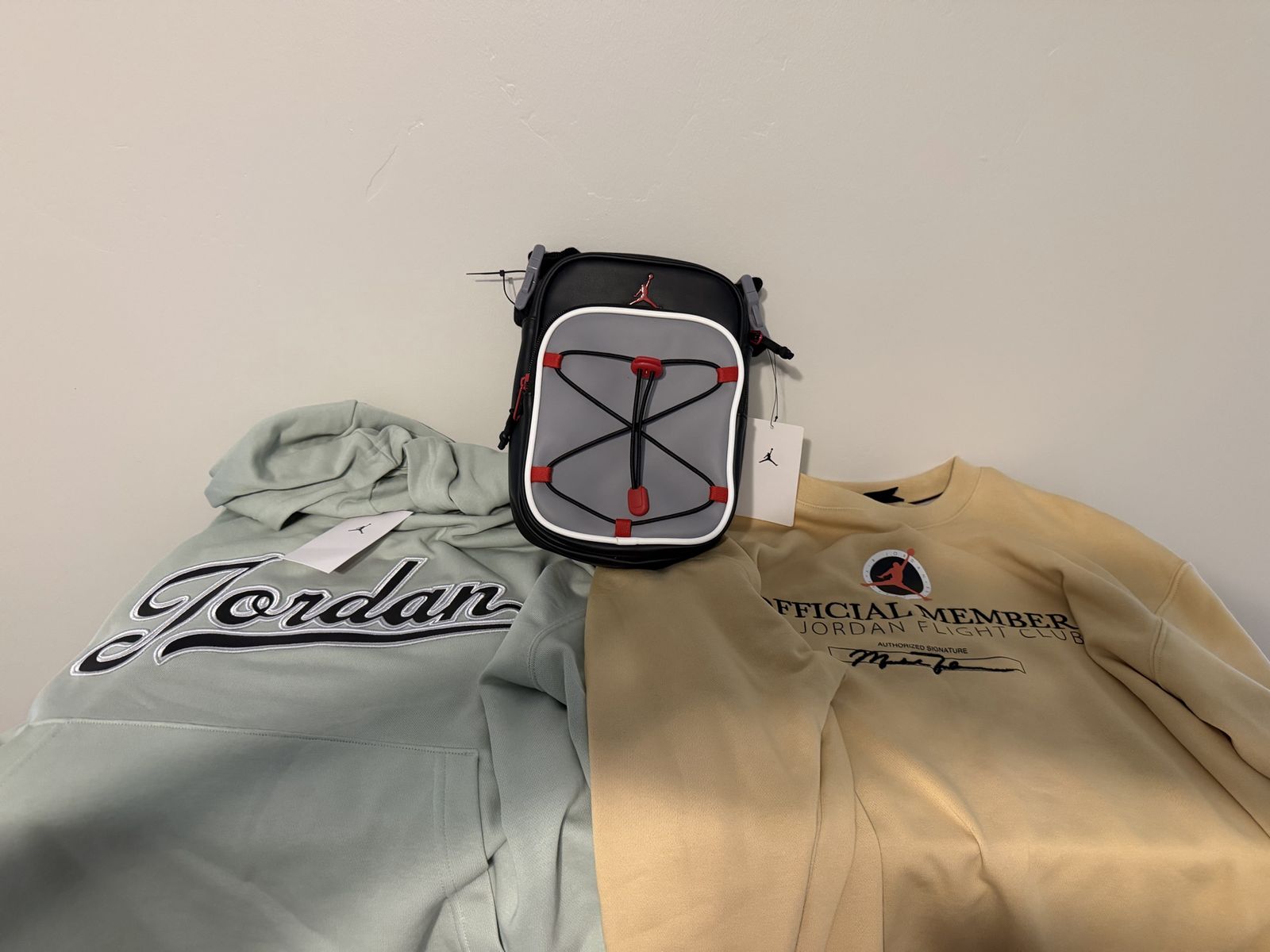 Jordan Jumpman Bundle - Crossbody Bag, Mint Hoodie & Brown Crewneck