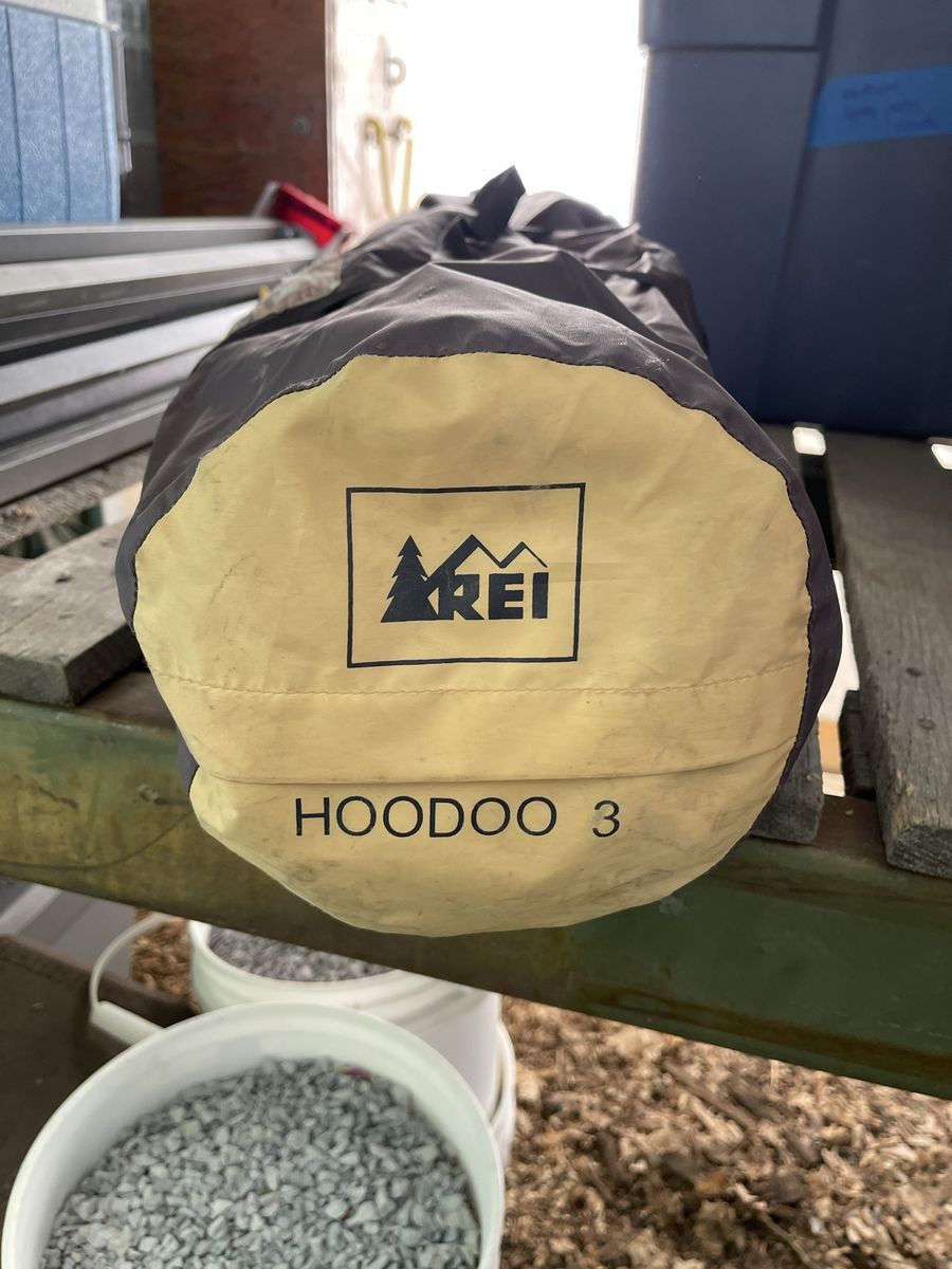 REI Hoodoo 3-Season Tent - 3 Person