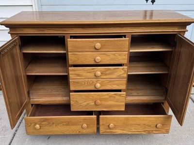 Amazing Dresser