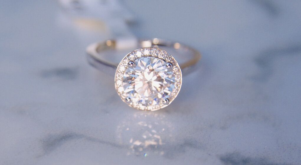 2.17CTW lab Round Brilliant Halo Engagement Ring – 14K White Gold, E/VS1 IGI Certified