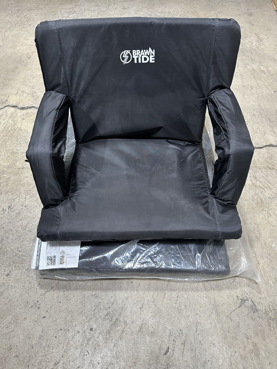 2 Brawntide Stadium Chairs