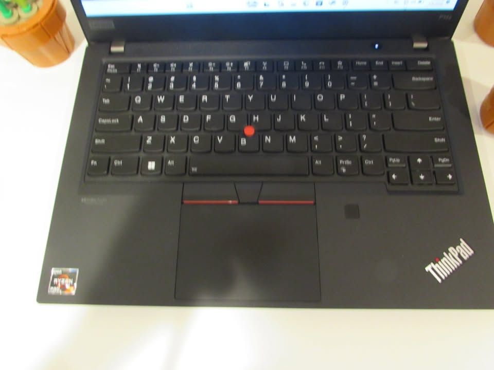 Main image 3