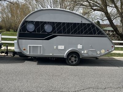 nüCamp Tab Teardrop Travel Trailer Camper
