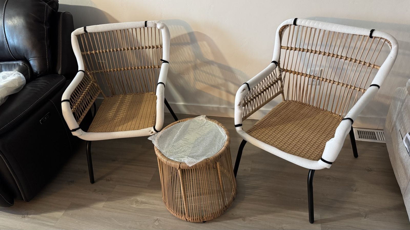 Main image 2