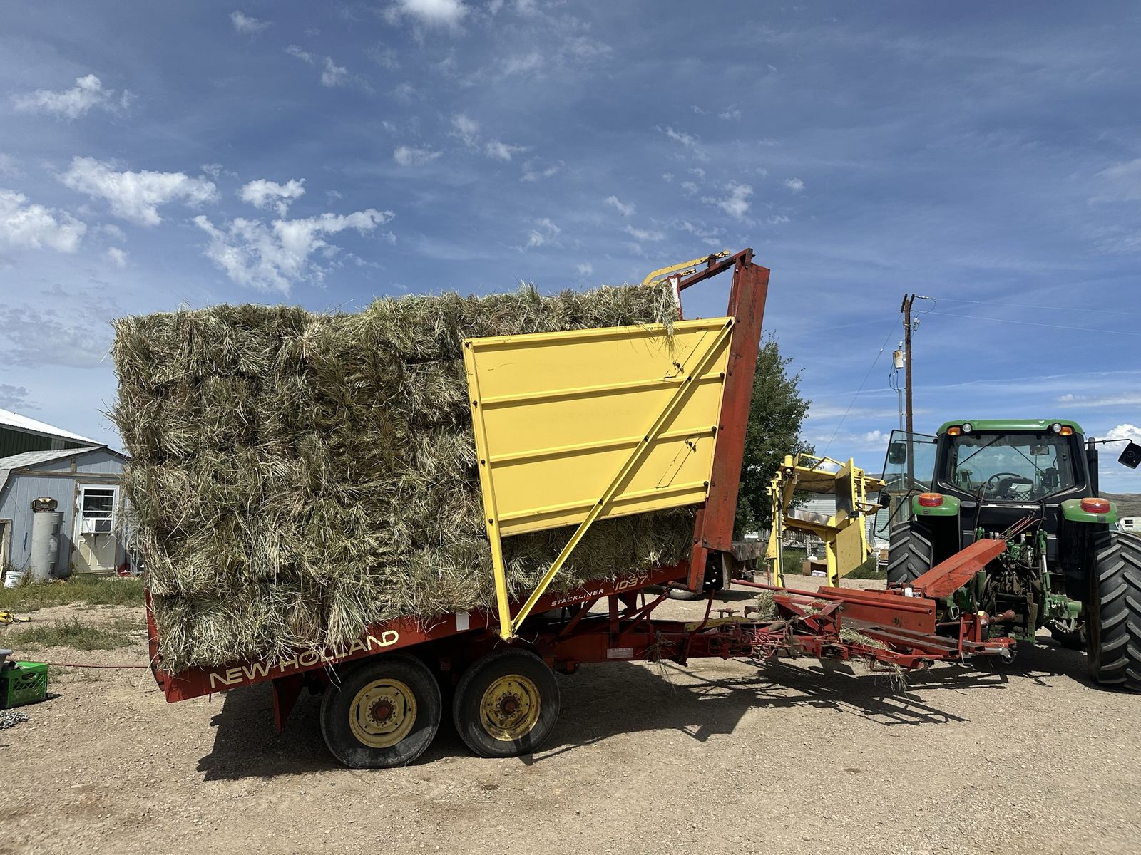 1037 New Holland stack wagons 