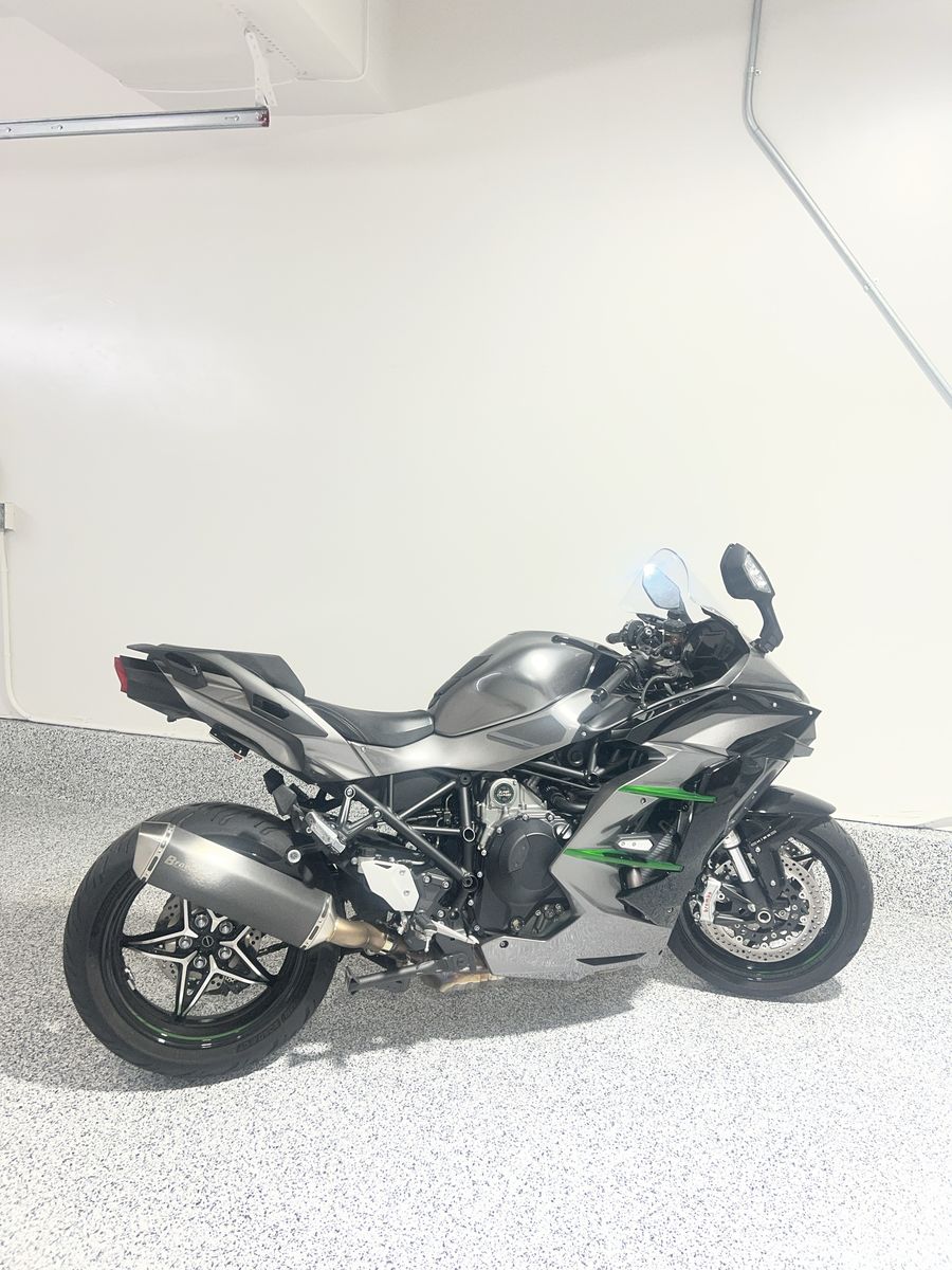 2019 Kawasaki Ninja H2 SX SE Plus