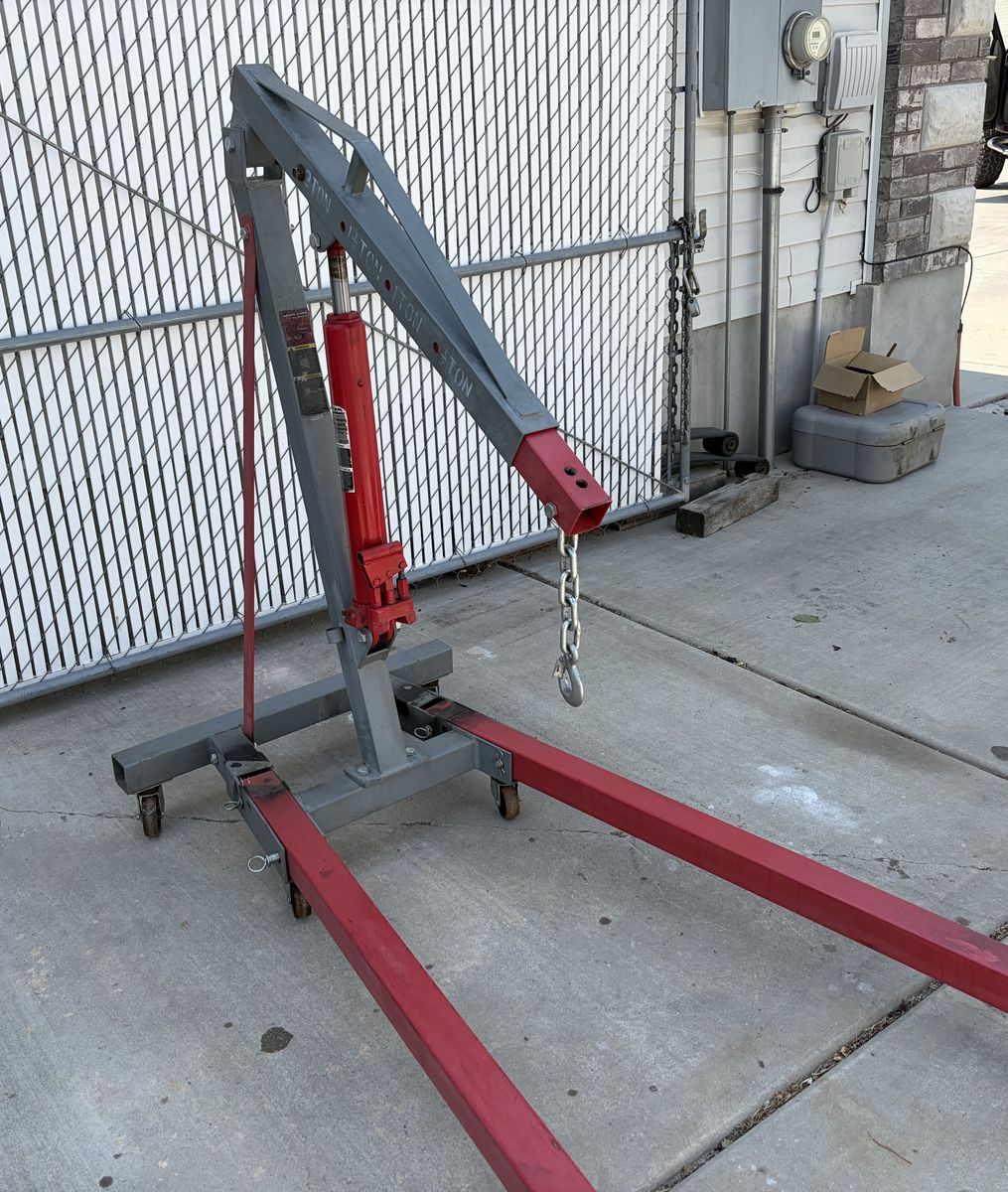 2 Ton Engine Hoist