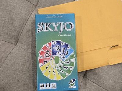 SKYJO Card Game by Magilano - Fun Family Game for 2-8 Players, Ages 8+