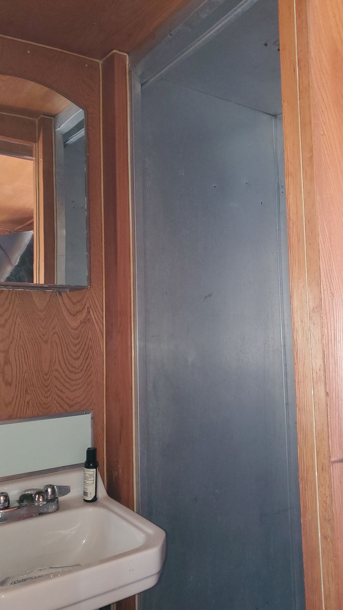 Main image 7