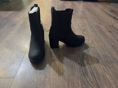 New Fashion Nova Women's Black Heeled Ankle Boots - US Size 9