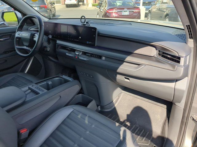 Main image 29
