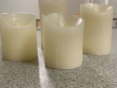 Life-like Candles (like new) CLEARANCE SALE!!!