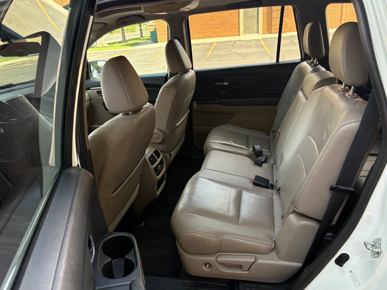 Main image 23