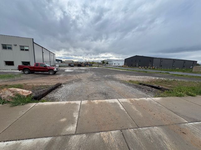 Yard and Office space for lease