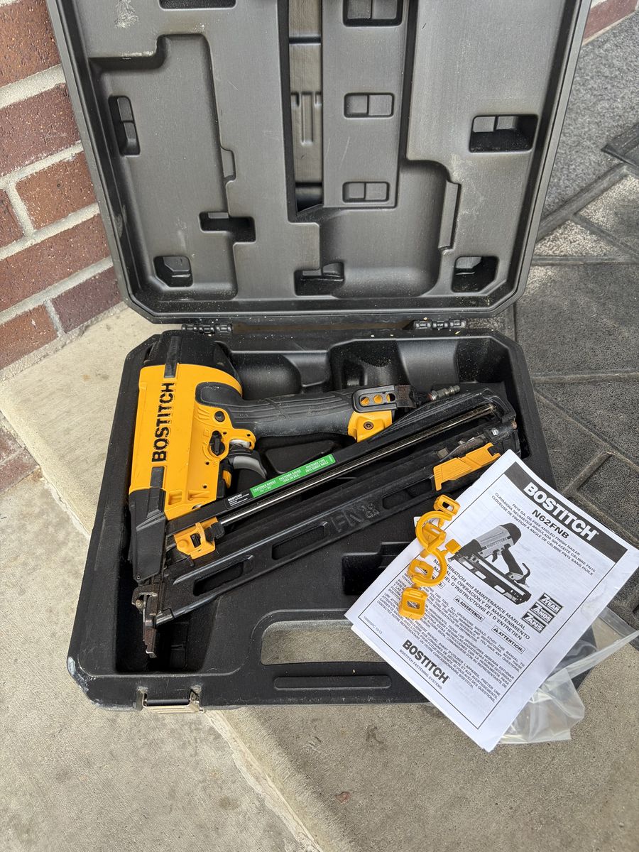 Bostitch angle 15 gauge finish nailer