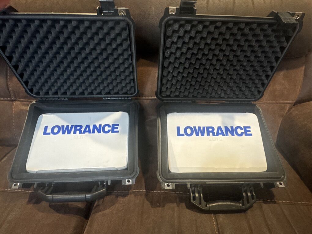 Lowrance Elite 12 TI2 Graphs And Transducer