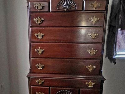 Vintage Queen Anne Bonnet Top Highboy – Cherry/Mahogany Finish – Shell Carvings