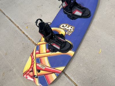 CWB 138 Wakeboard + Bindings