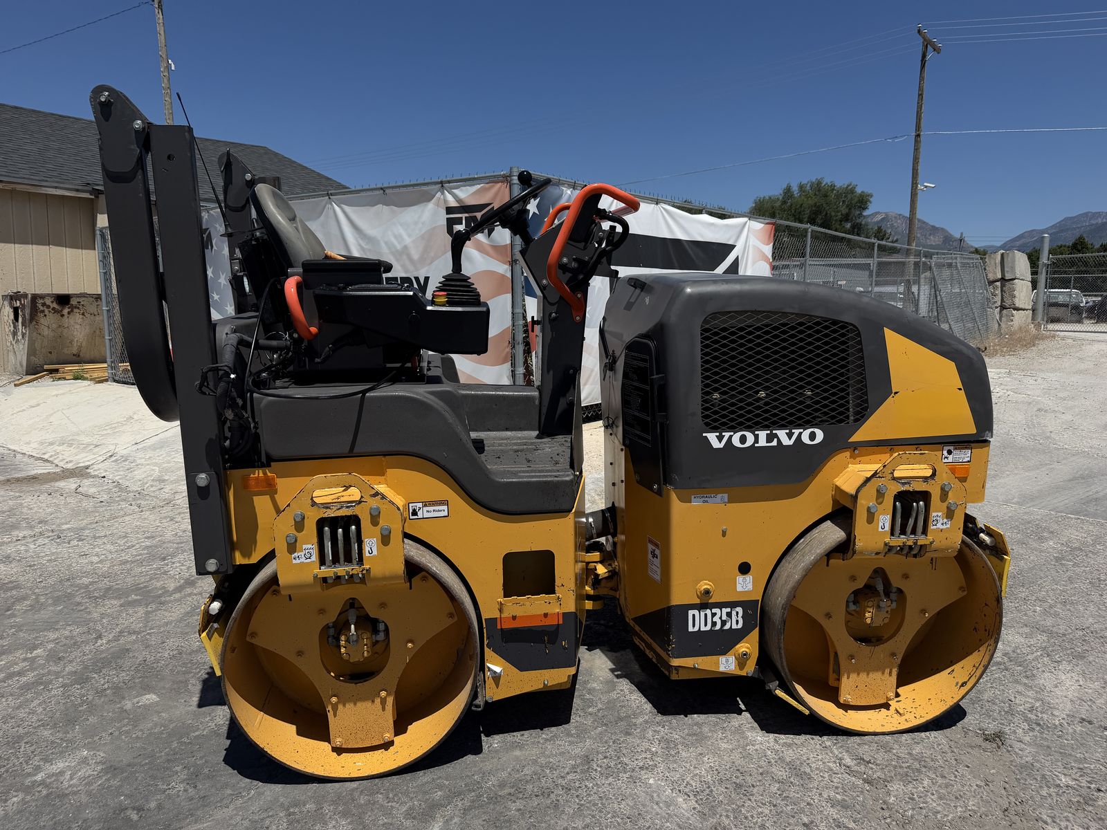 2021 Volvo DD35B 54 Inch Wide Double Drum Roller Compactor
