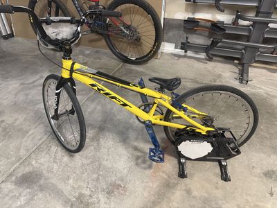 BMX Rift ES20 Race Bike