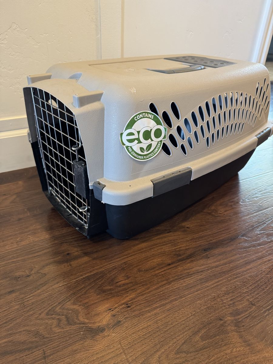 Pet carrier