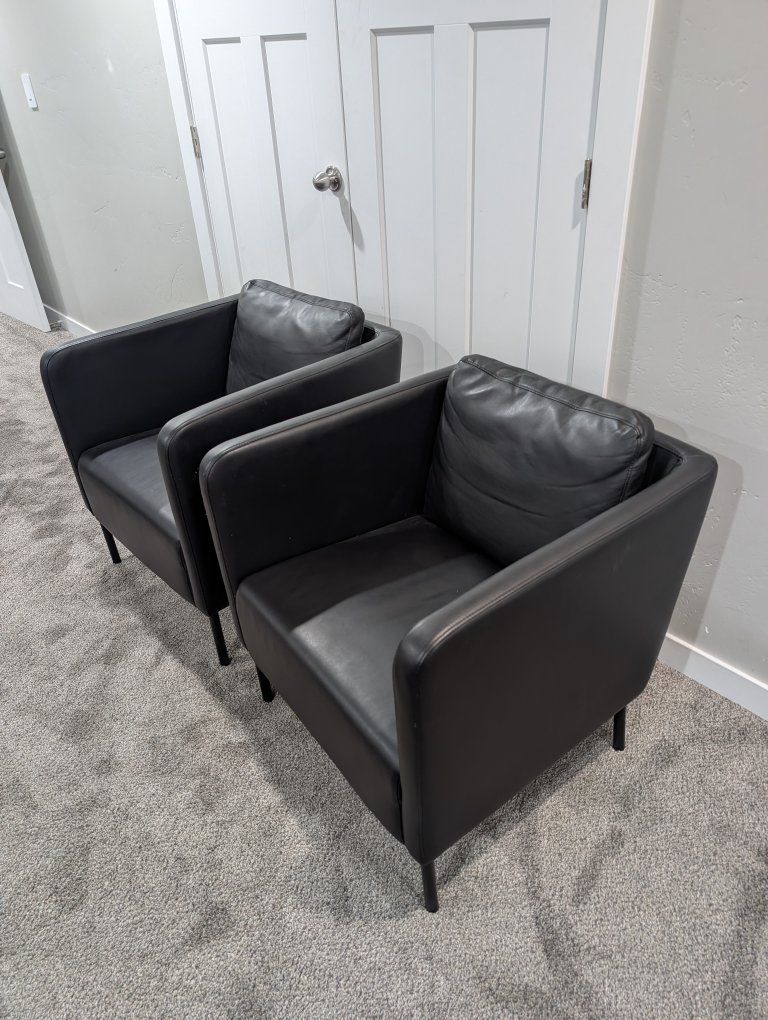 Pair of Black Faux Leather Armchairs - Modern Club Chairs with Removable Cushions