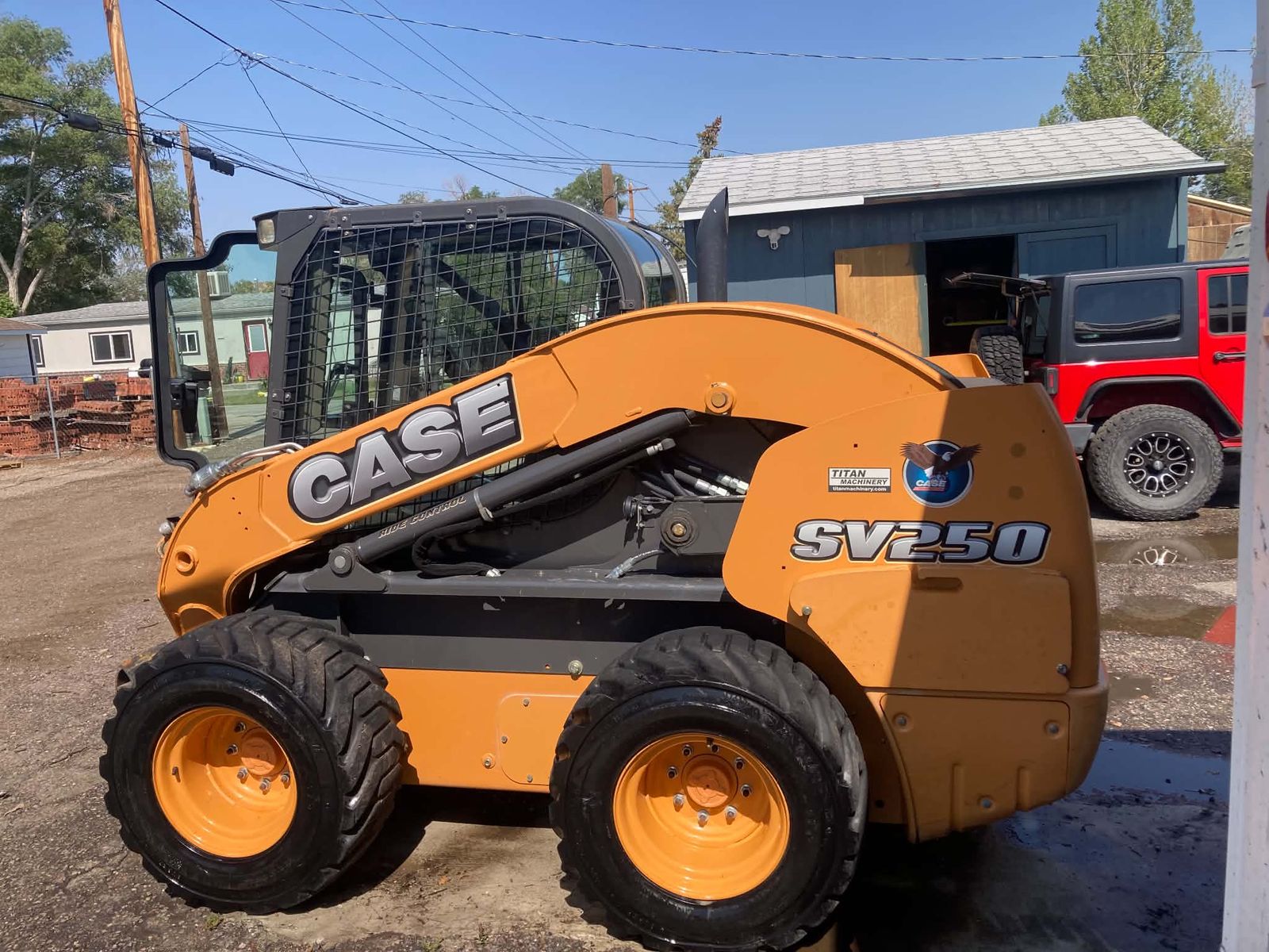 CASE SV250 Skid Steer Loader