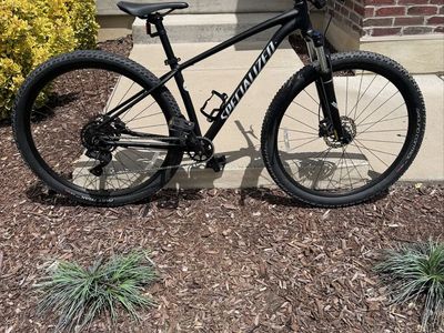 Specialized Rockhopper Hardtail Mountain Bike - Black