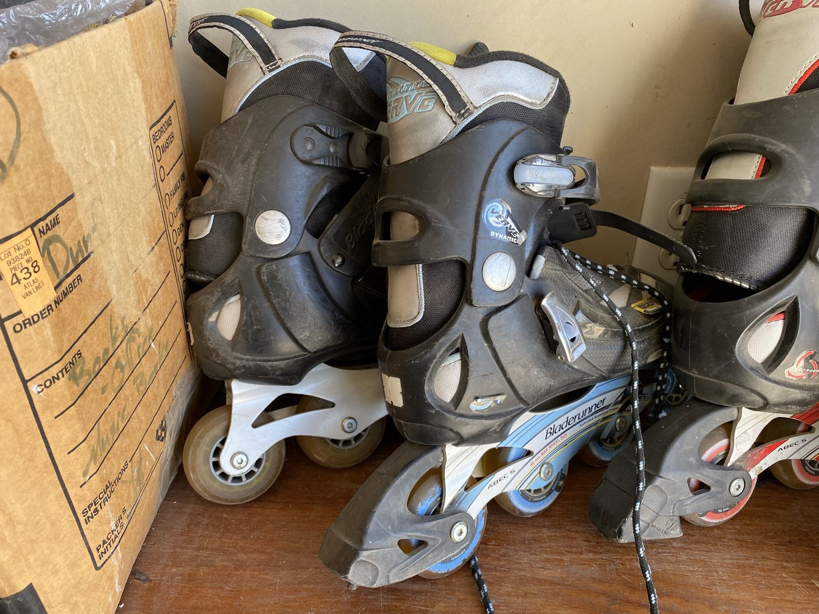 2 sets - Rollerblade “Blade Runner”