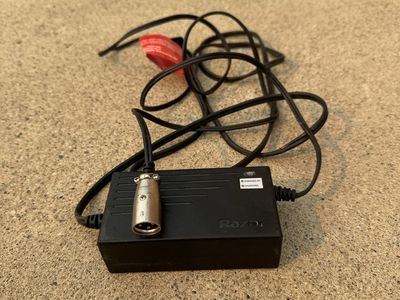 Razón QILI power electric wheelchairs scooter Charger