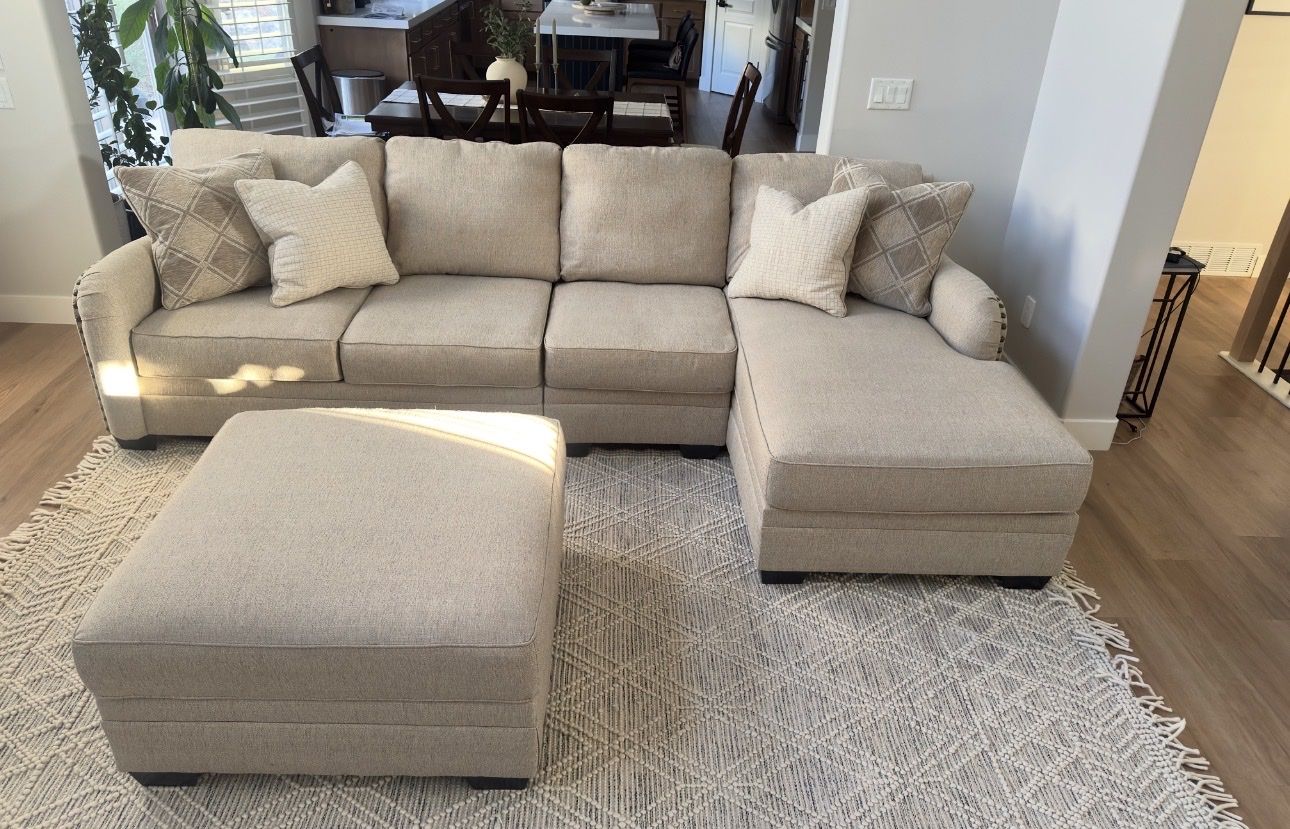 Spacious Beige Sectional Sofa with Ottoman - Excellent Condition, Comfortable Seating