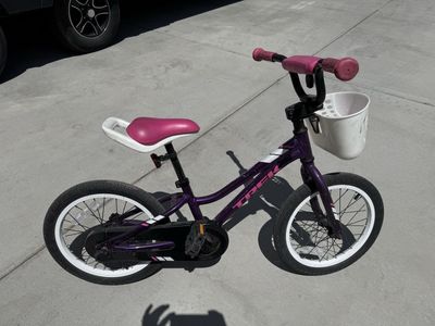 Trek Precaliber 16 girls bike