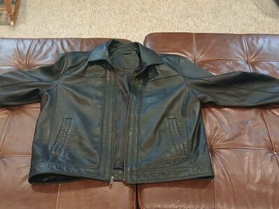 Roundtree & Yorke premium leather jacket