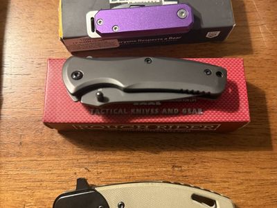 Knife hall