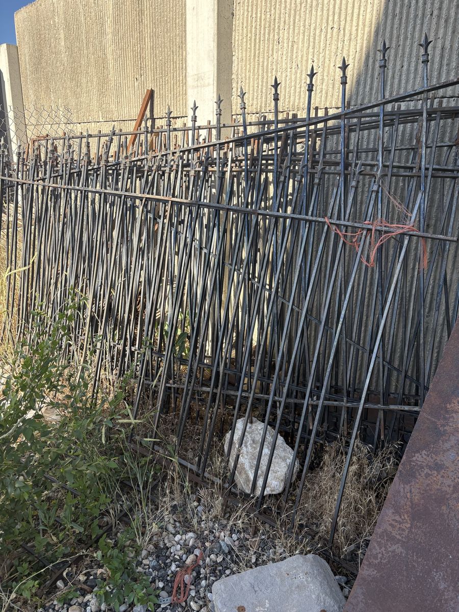 Main image 3